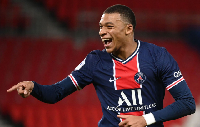 雷恩球员莱群伤愈复出，备战法国杯赛