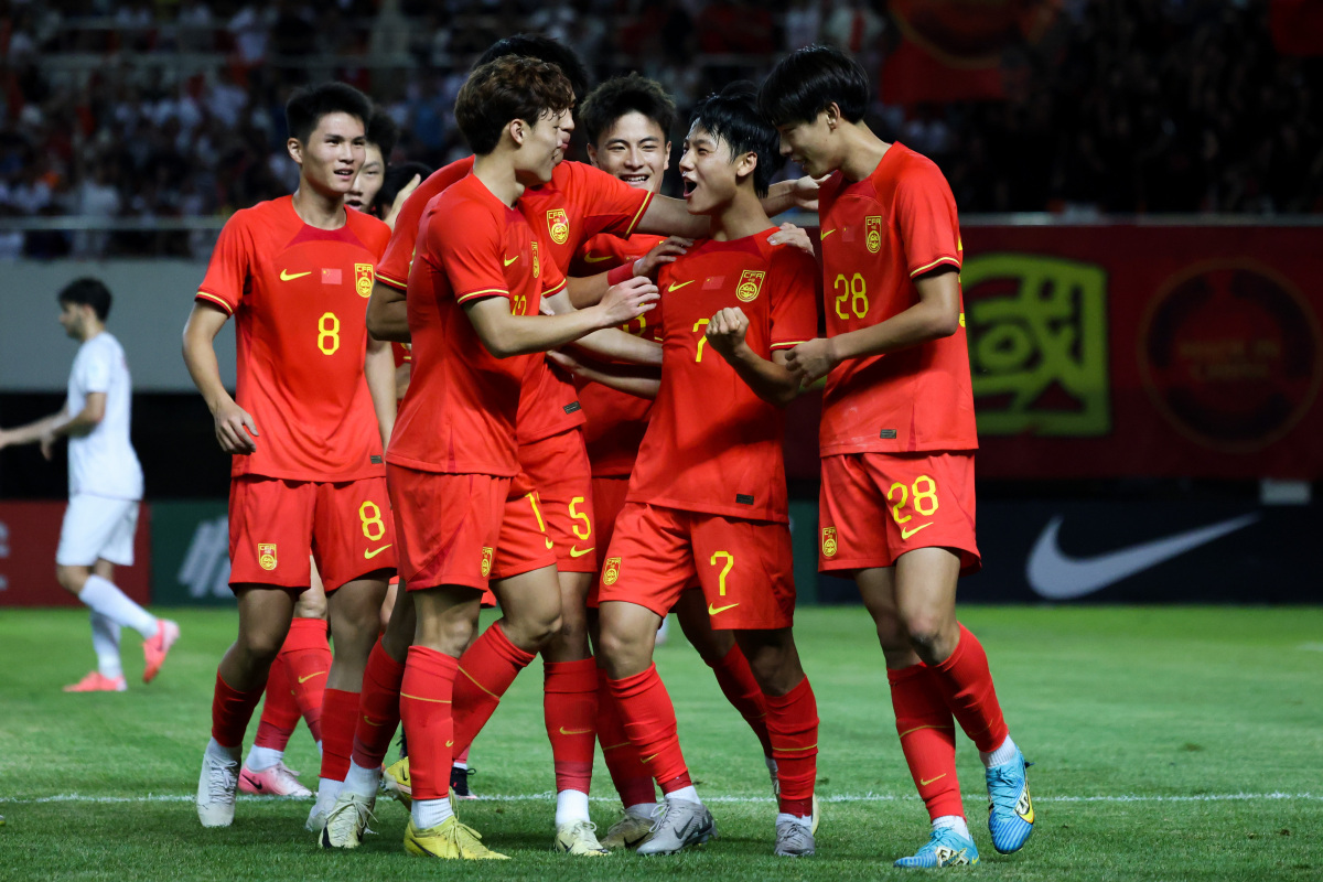 沙巴体育注册入口-亚洲足坛劲旅决战：胜负一触即发