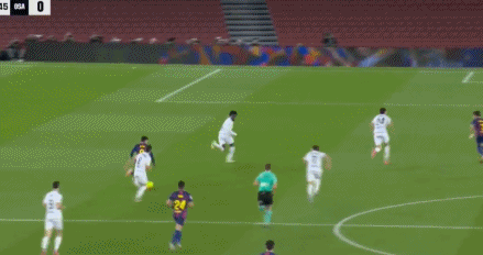 巴萨联赛连胜，甩开桑坦德竞技加快追击步伐